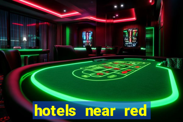 hotels near red hawk casino