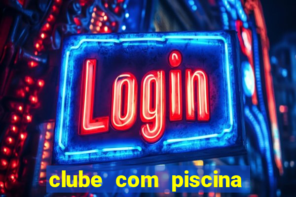 clube com piscina em taubat茅